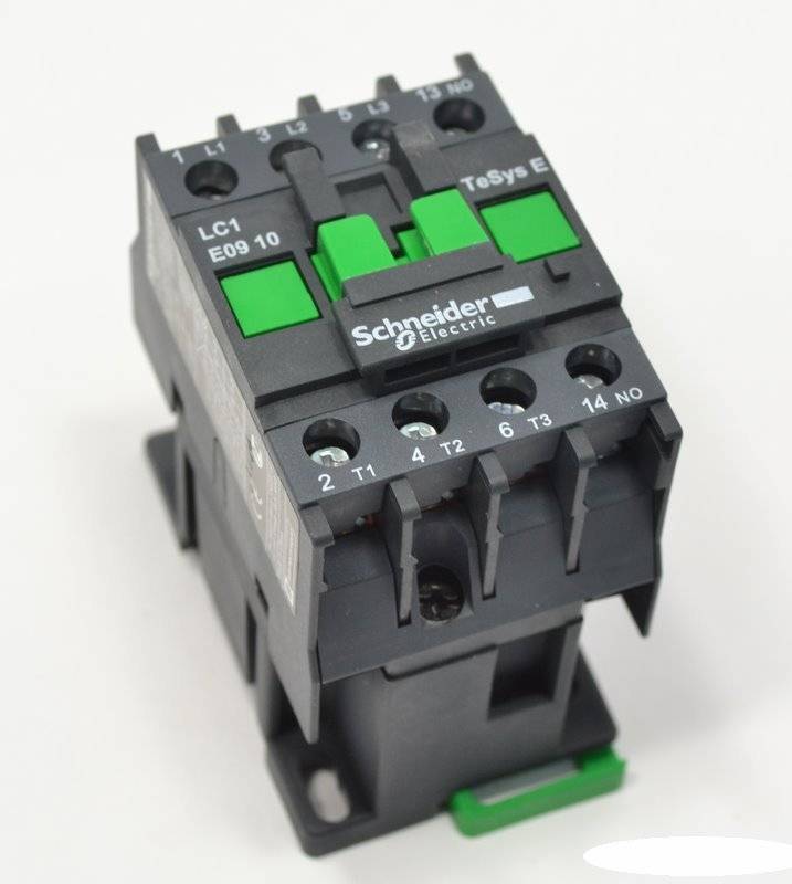 Image Description for https://tedi24.pro/itcmedia/images/20190424/LC1E0910B5_SCHNEIDERELECTRIC_2.jpeg