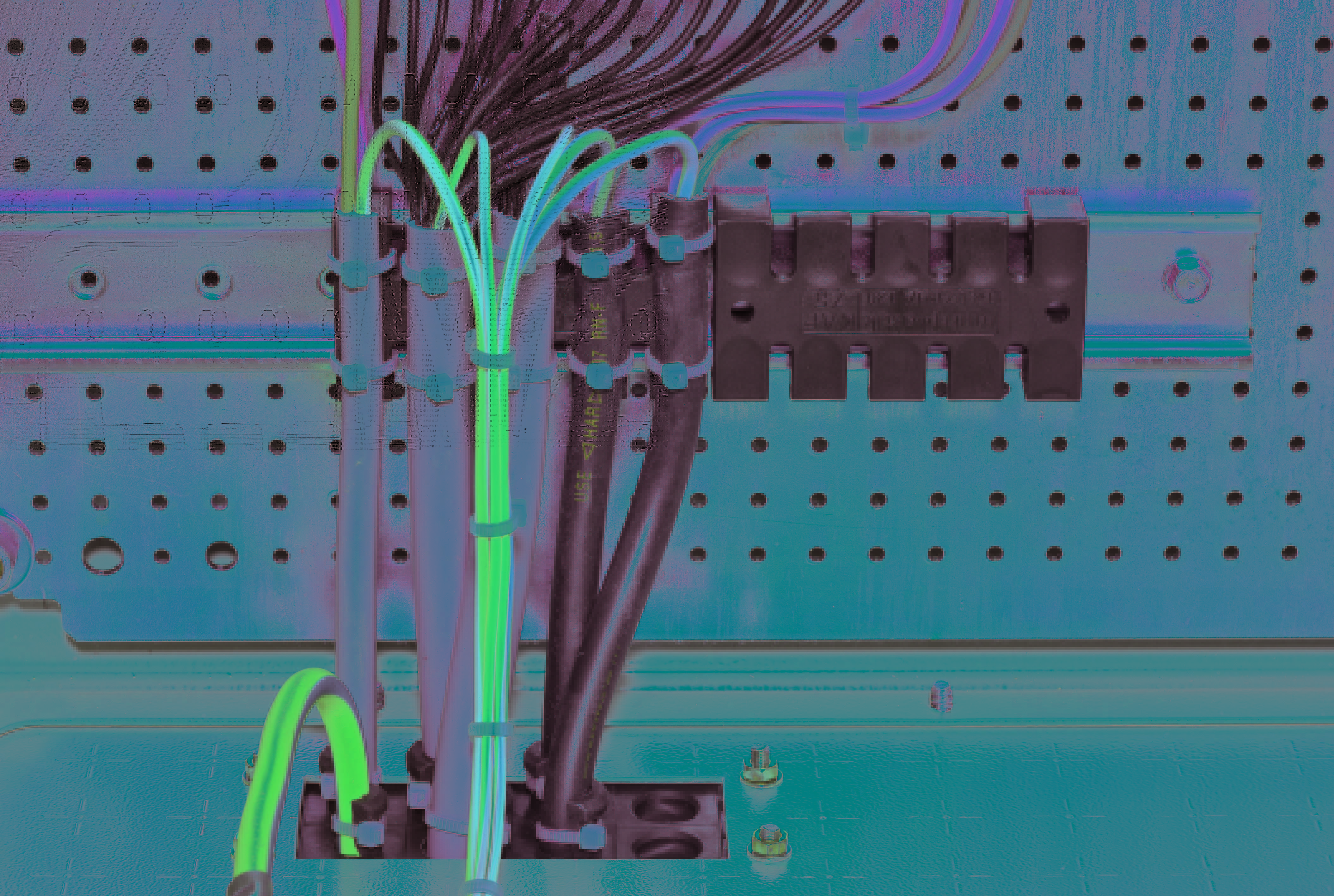 https://tedi24.pro/itcmedia/images/20190424/NSYSCCDINLG140_SCHNEIDERELECTRIC_2.jpeg Image Description for https://tedi24.pro/itcmedia/images/20190424/NSYSCCDINLG140_SCHNEIDERELECTRIC_2.jpeg