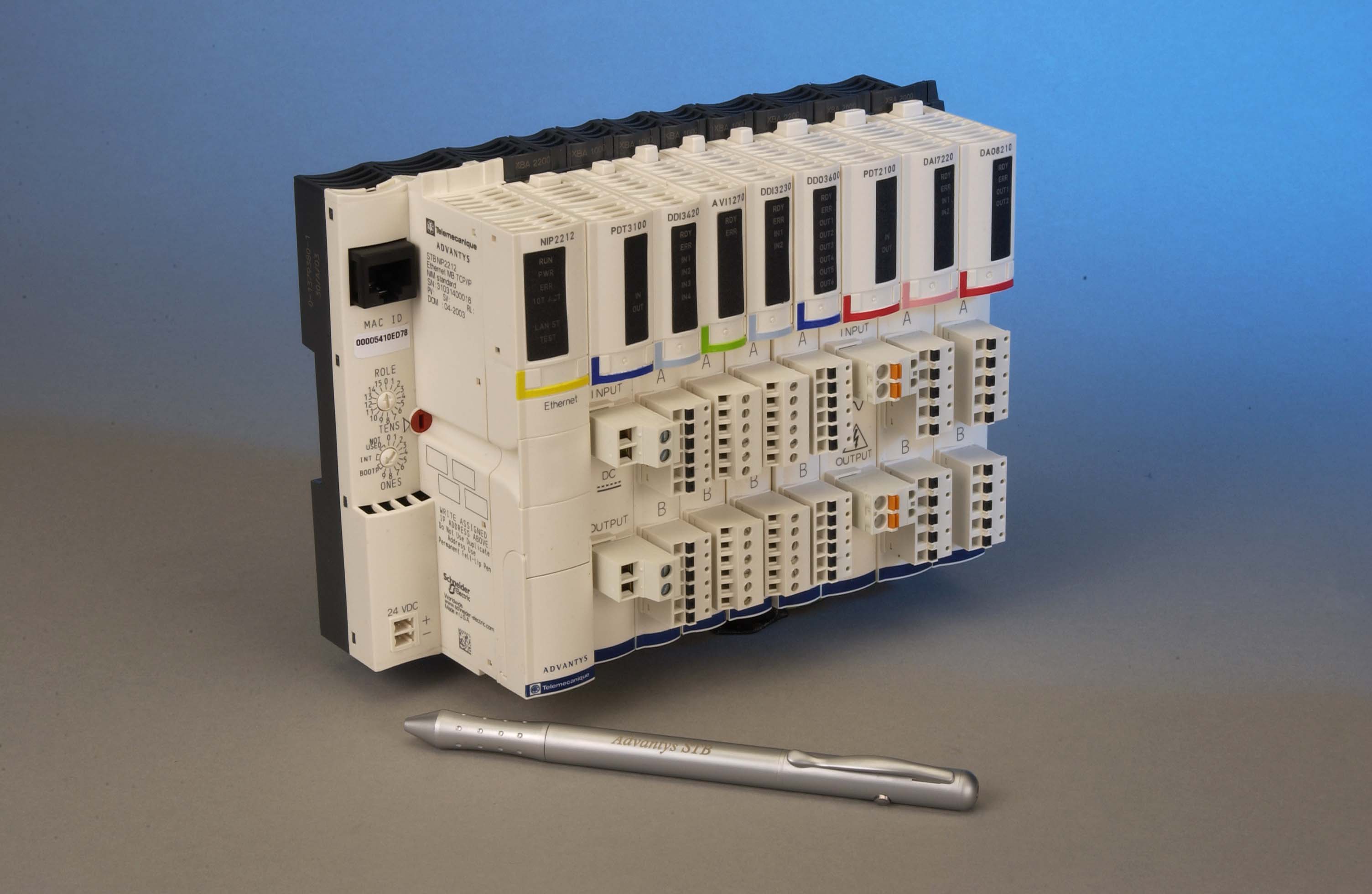 Image Description for https://tedi24.pro/itcmedia/images/20190424/STBNIP2212_SCHNEIDERELECTRIC_5.jpeg