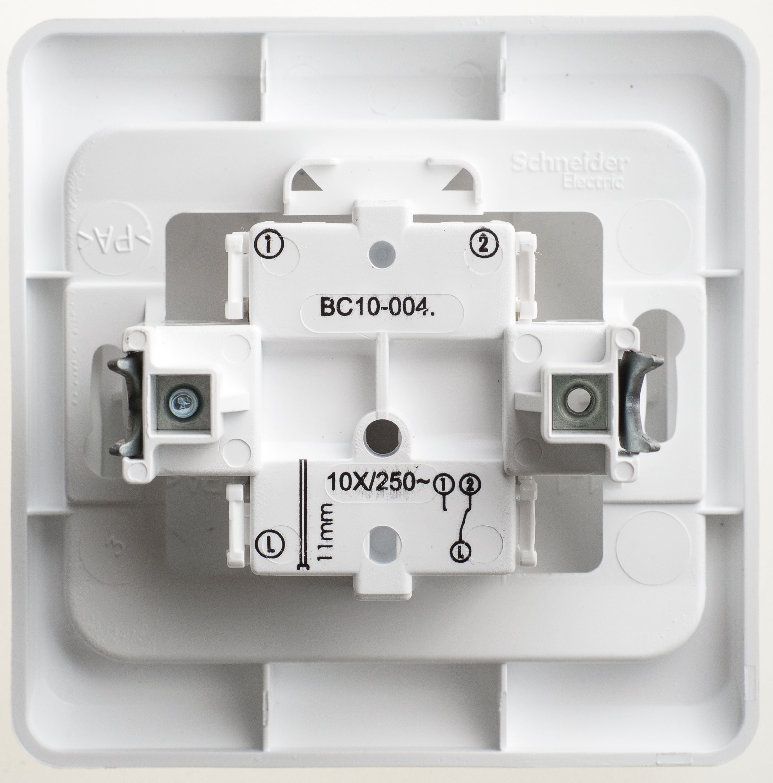 Image Description for https://tedi24.pro/itcmedia/images/20190426/BC10004B_SCHNEIDERELECTRIC_2.jpeg