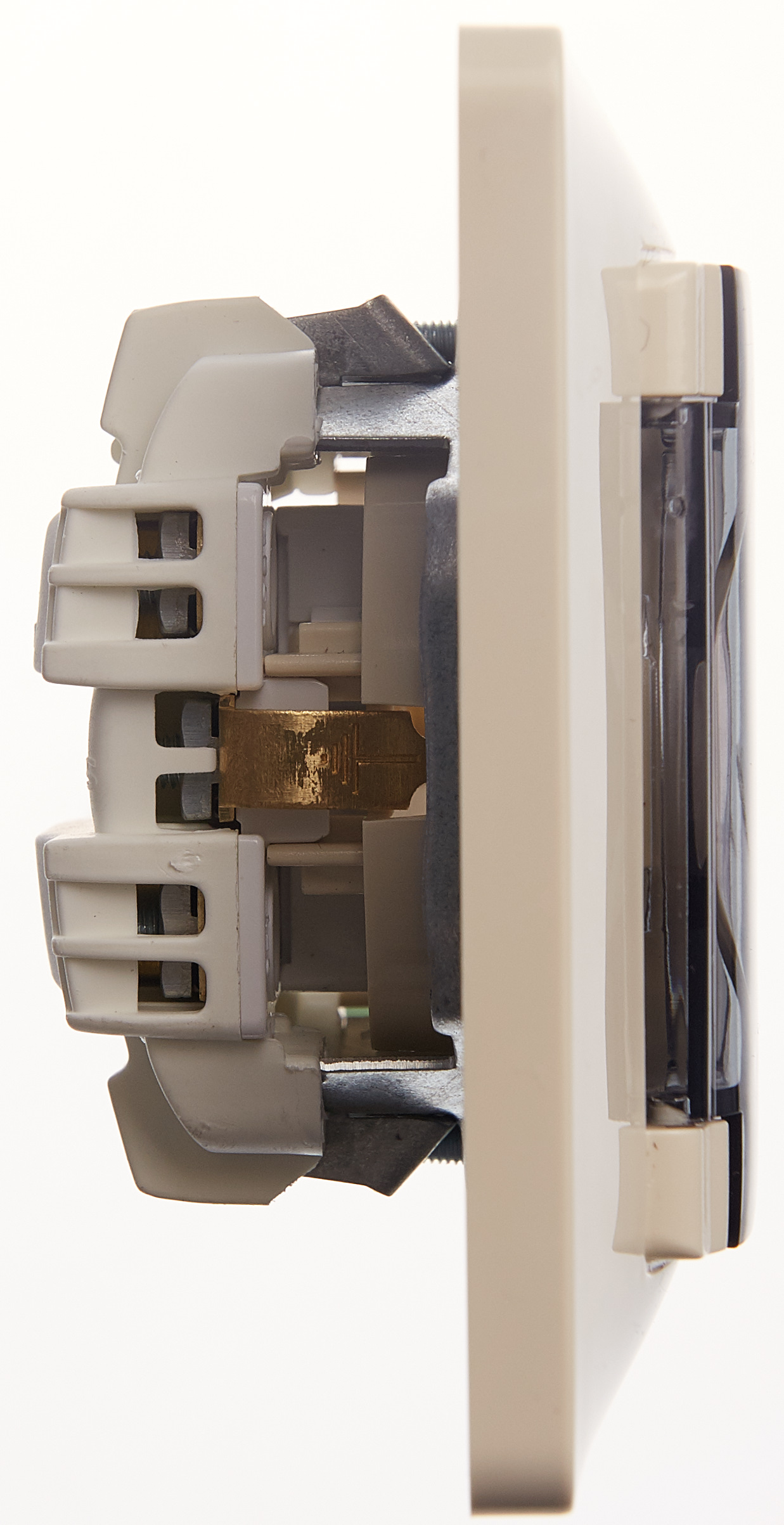 https://tedi24.pro/itcmedia/images/20190426/GSL000248_SCHNEIDERELECTRIC_5.jpeg Image Description for https://tedi24.pro/itcmedia/images/20190426/GSL000248_SCHNEIDERELECTRIC_5.jpeg