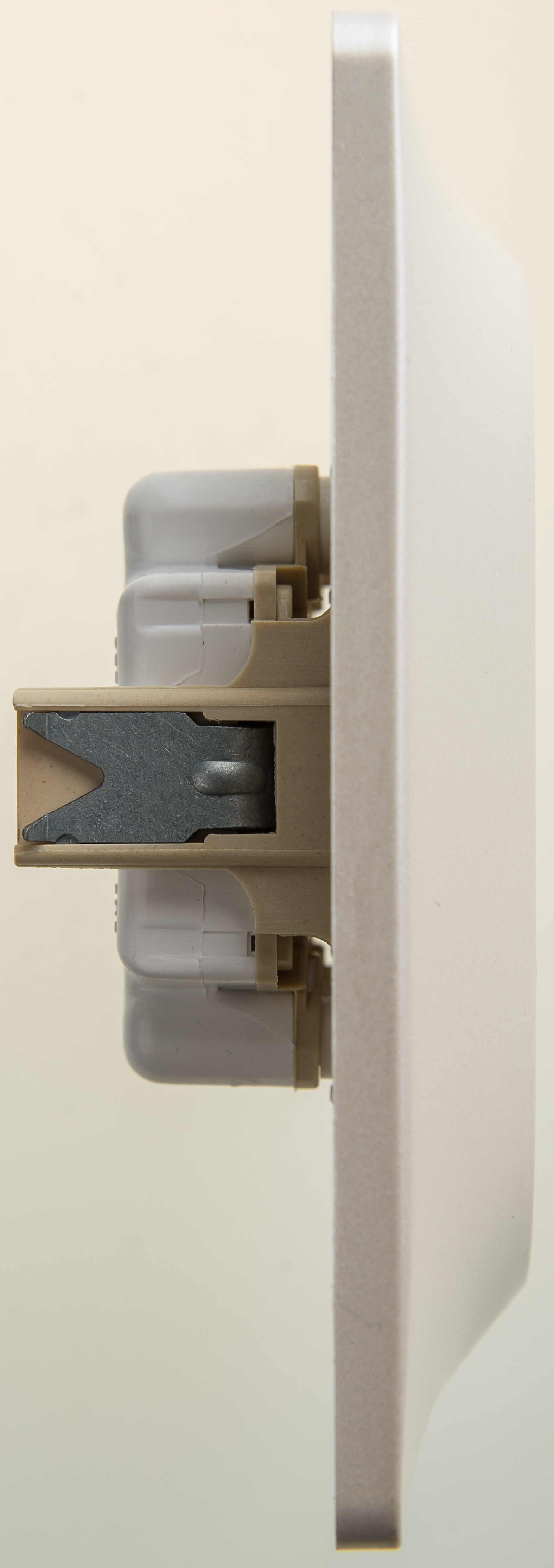 https://tedi24.pro/itcmedia/images/20190426/GSL000620_SCHNEIDERELECTRIC_4.jpeg Image Description for https://tedi24.pro/itcmedia/images/20190426/GSL000620_SCHNEIDERELECTRIC_4.jpeg