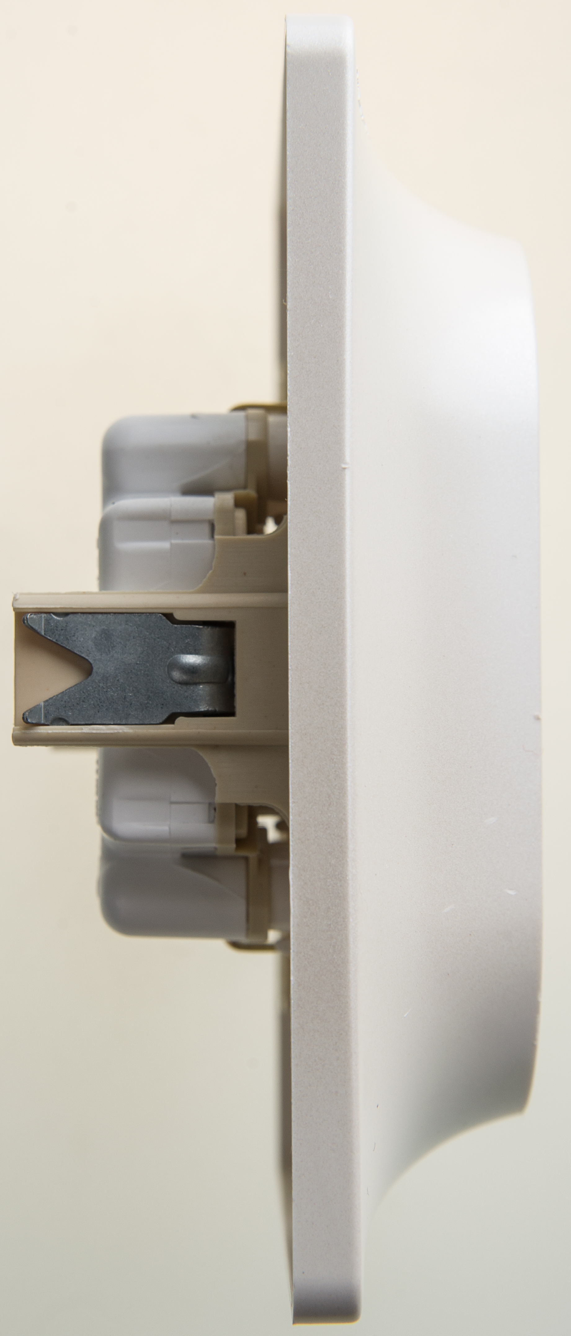 Image Description for https://tedi24.pro/itcmedia/images/20190426/GSL000624_SCHNEIDERELECTRIC_4.jpeg