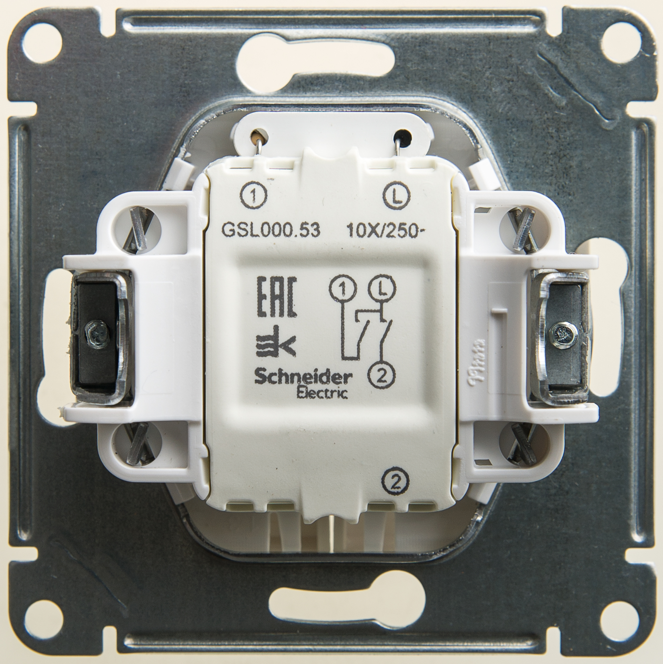 Image Description for https://tedi24.pro/itcmedia/images/20190426/GSL000653_SCHNEIDERELECTRIC_3.jpeg