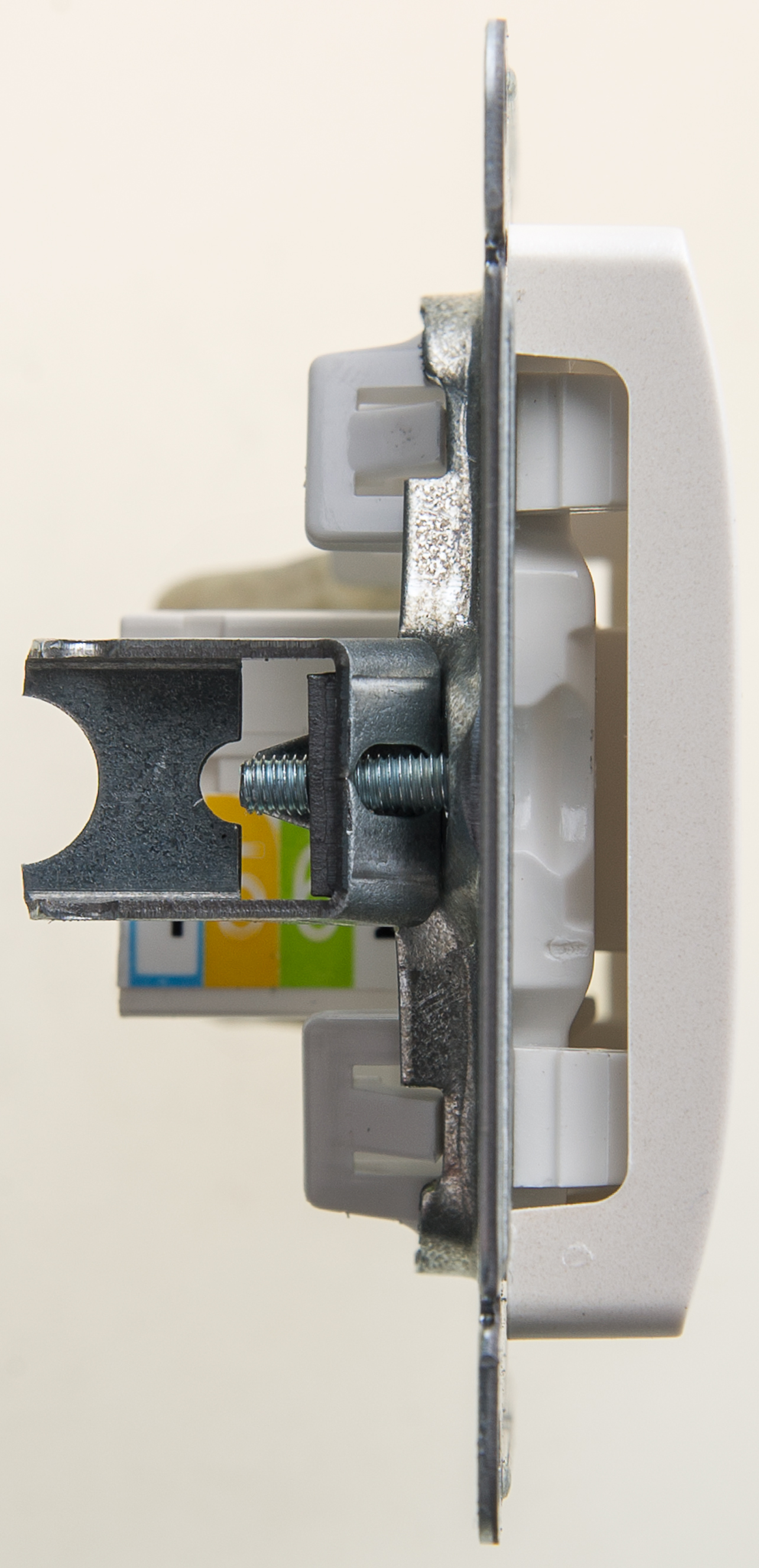 https://tedi24.pro/itcmedia/images/20190426/GSL000681T_SCHNEIDERELECTRIC_4.jpeg Image Description for https://tedi24.pro/itcmedia/images/20190426/GSL000681T_SCHNEIDERELECTRIC_4.jpeg