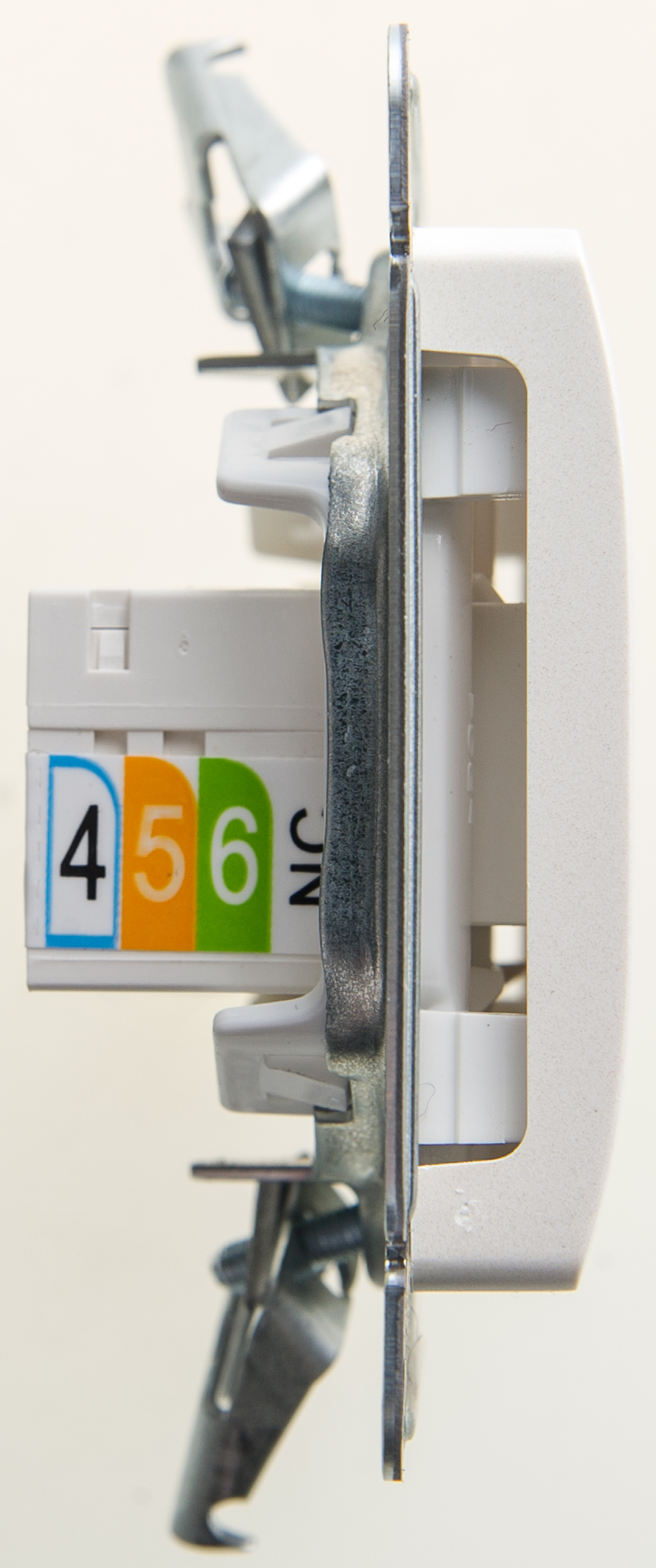 Image Description for https://tedi24.pro/itcmedia/images/20190426/GSL000685_SCHNEIDERELECTRIC_4.jpeg