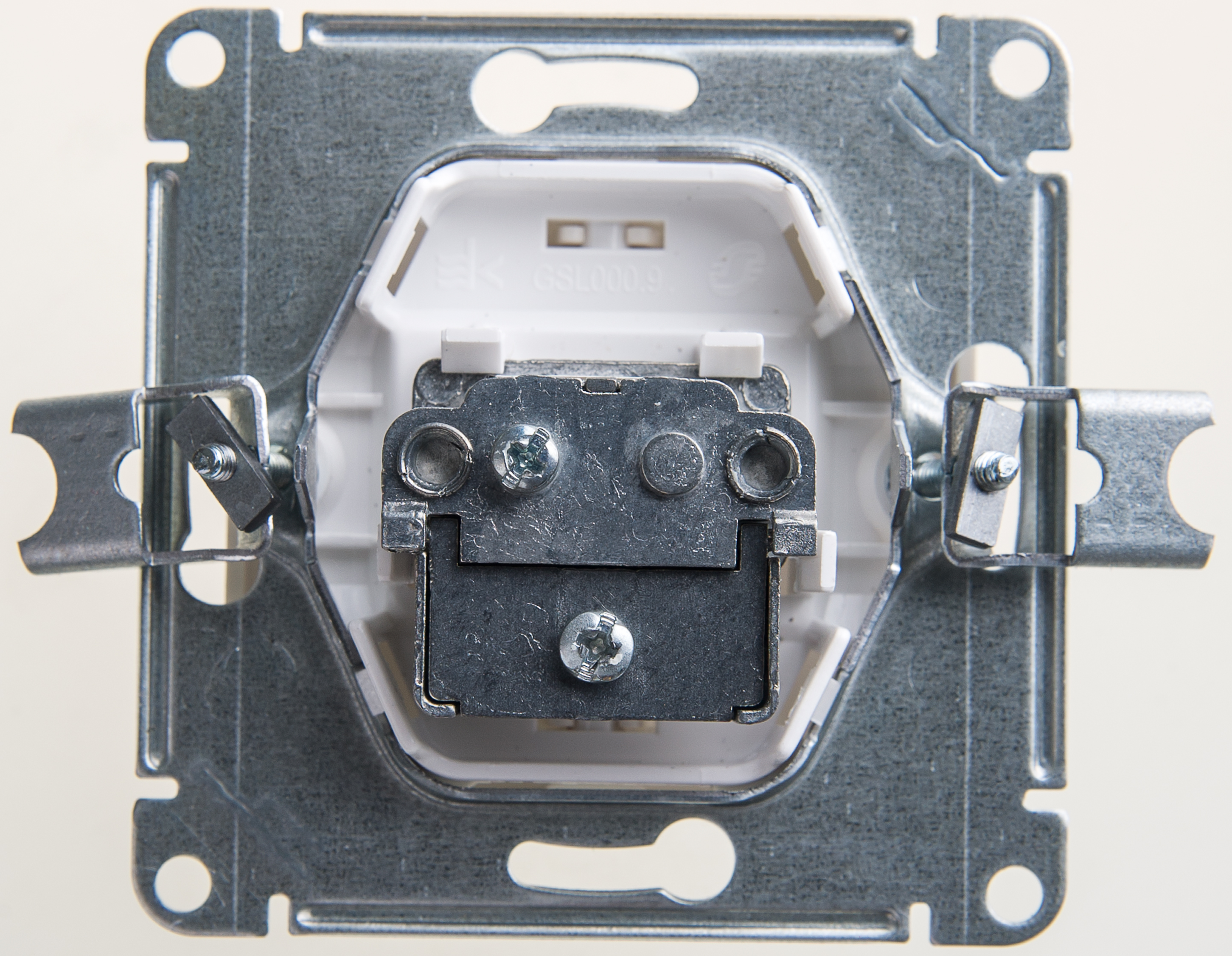 Image Description for https://tedi24.pro/itcmedia/images/20190426/GSL000691_SCHNEIDERELECTRIC_2.jpeg