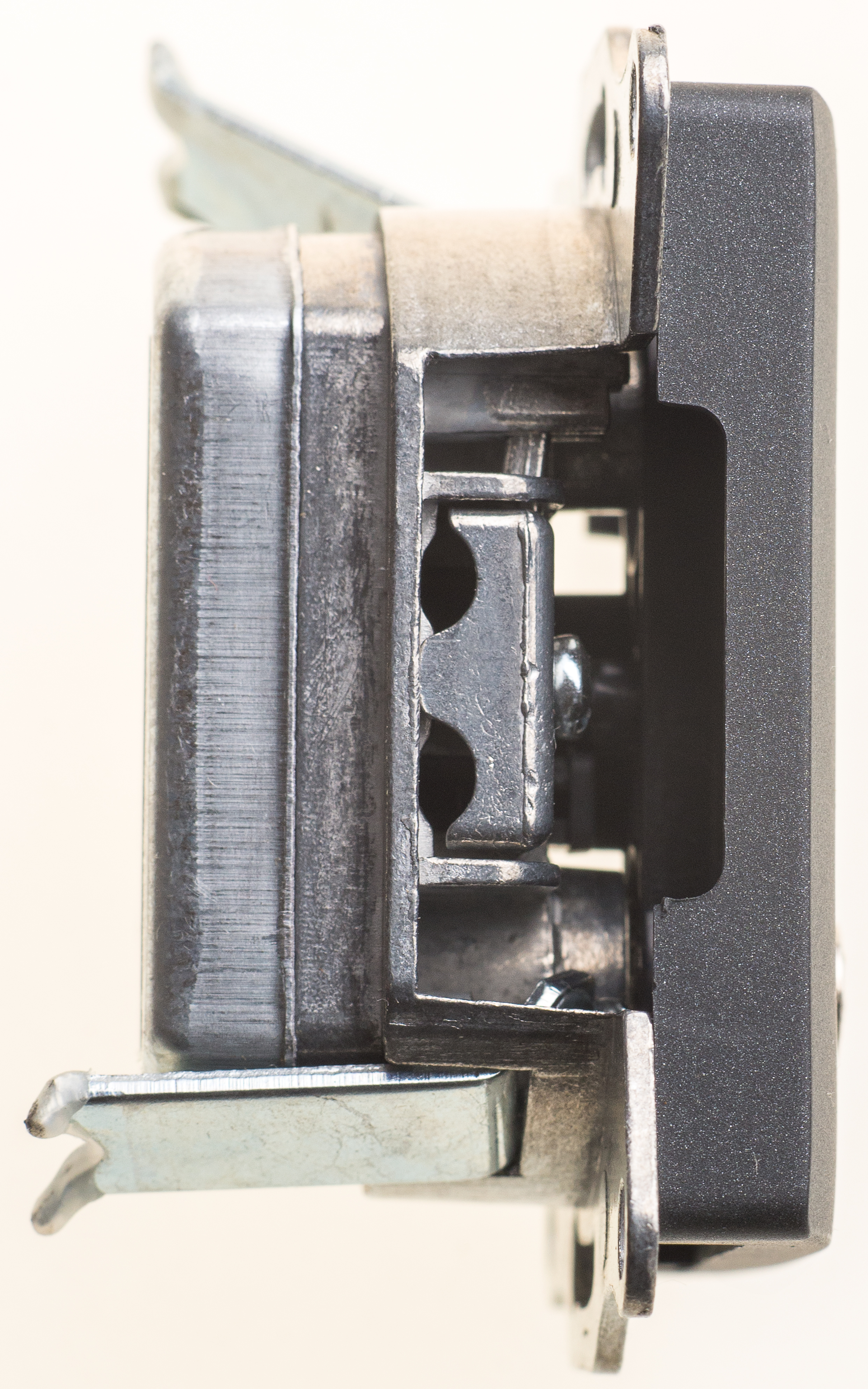 Image Description for https://tedi24.pro/itcmedia/images/20190426/GSL000797_SCHNEIDERELECTRIC_3.jpeg