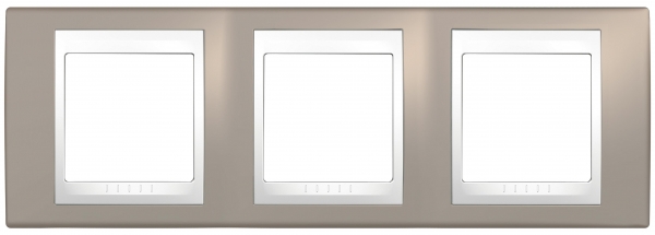 https://tedi24.pro/itcmedia/images/20190426/MGU6006874_SCHNEIDERELECTRIC_5.jpg Image Description for https://tedi24.pro/itcmedia/images/20190426/MGU6006874_SCHNEIDERELECTRIC_5.jpg