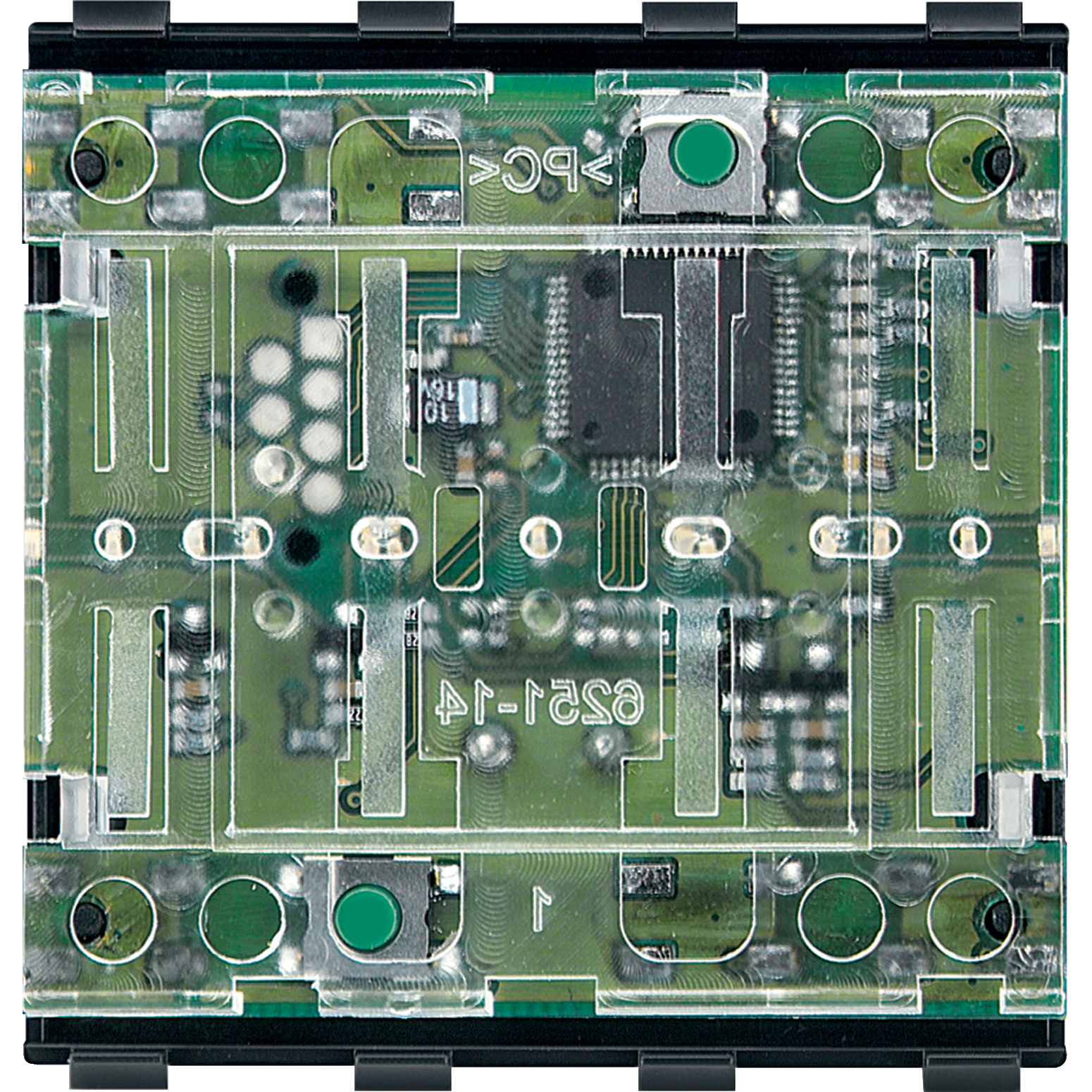 Image Description for https://tedi24.pro/itcmedia/images/20190426/MTN625199_SCHNEIDERELECTRIC_1.jpeg