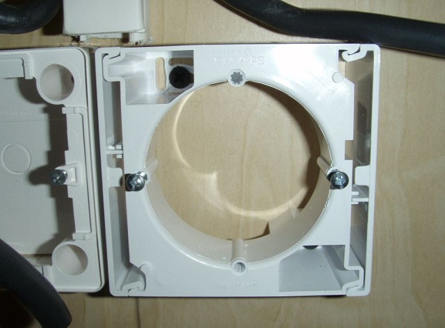 https://tedi24.pro/itcmedia/images/20190426/SDN6100121_SCHNEIDERELECTRIC_2.jpeg Image Description for https://tedi24.pro/itcmedia/images/20190426/SDN6100121_SCHNEIDERELECTRIC_2.jpeg