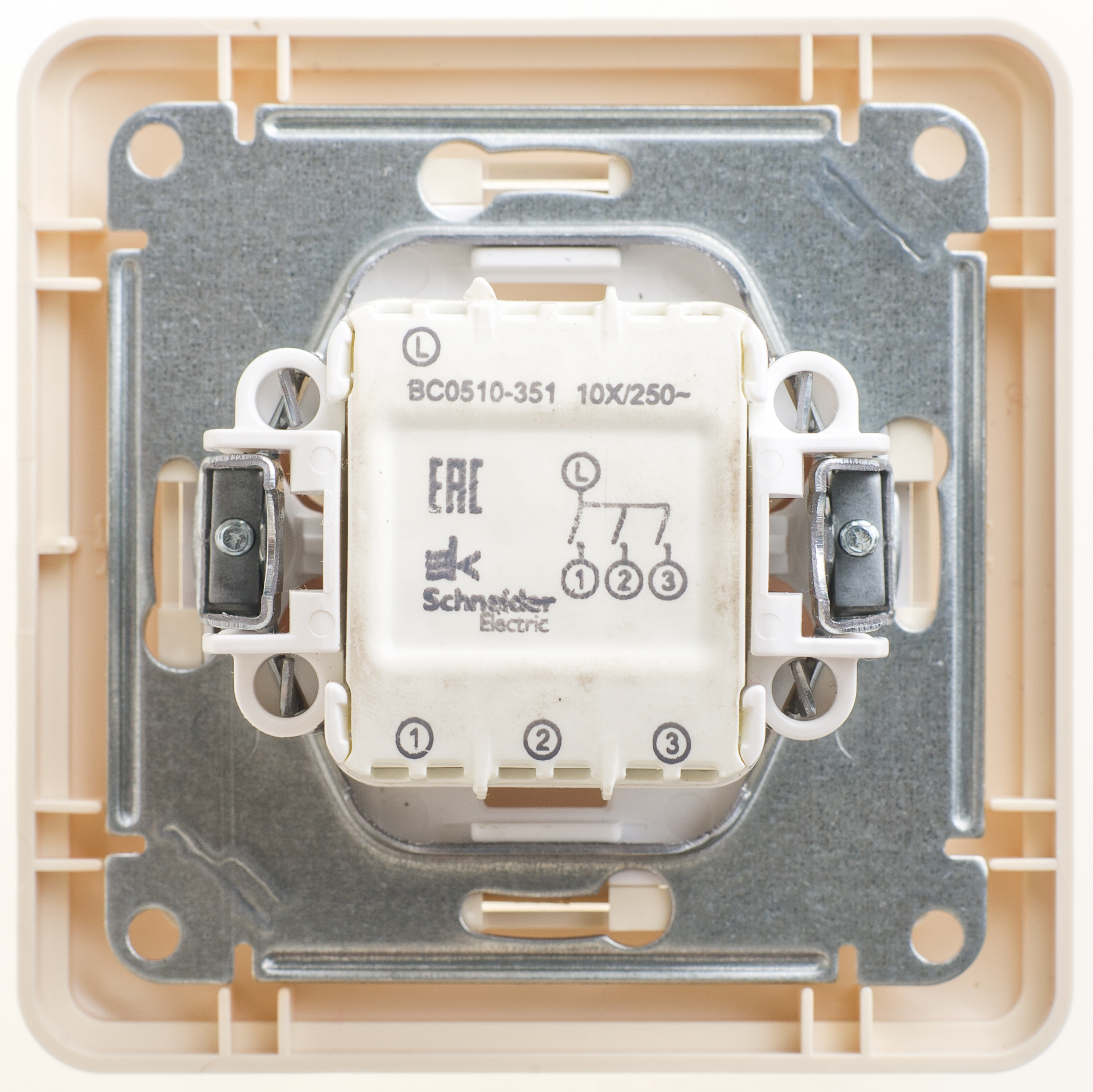 https://tedi24.pro/itcmedia/images/20190426/VS051035128_SCHNEIDERELECTRIC_1.jpeg Image Description for https://tedi24.pro/itcmedia/images/20190426/VS051035128_SCHNEIDERELECTRIC_1.jpeg