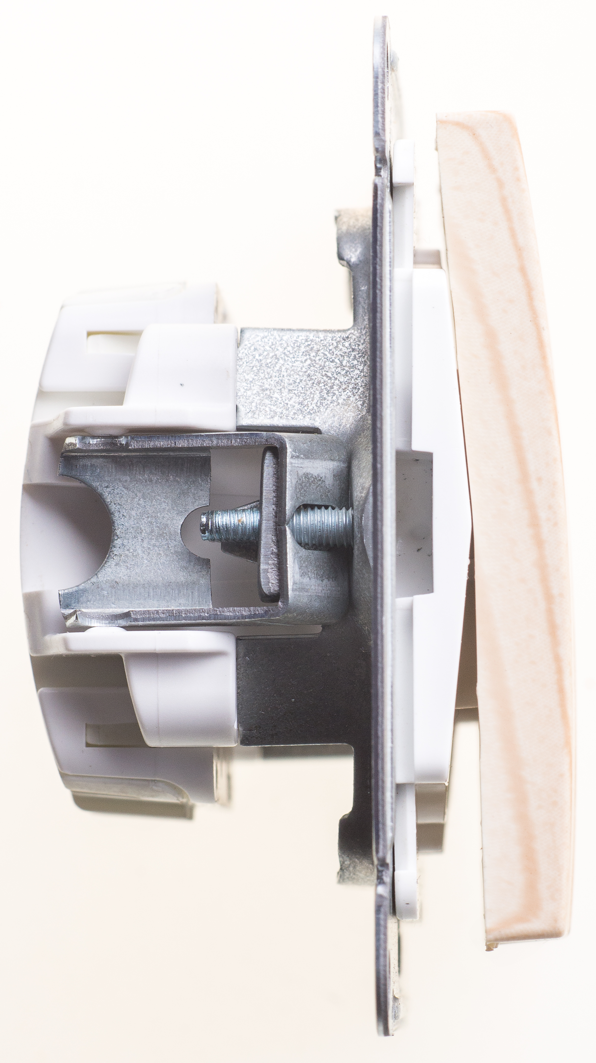 Image Description for https://tedi24.pro/itcmedia/images/20190426/VS0510351786_SCHNEIDERELECTRIC_3.jpeg