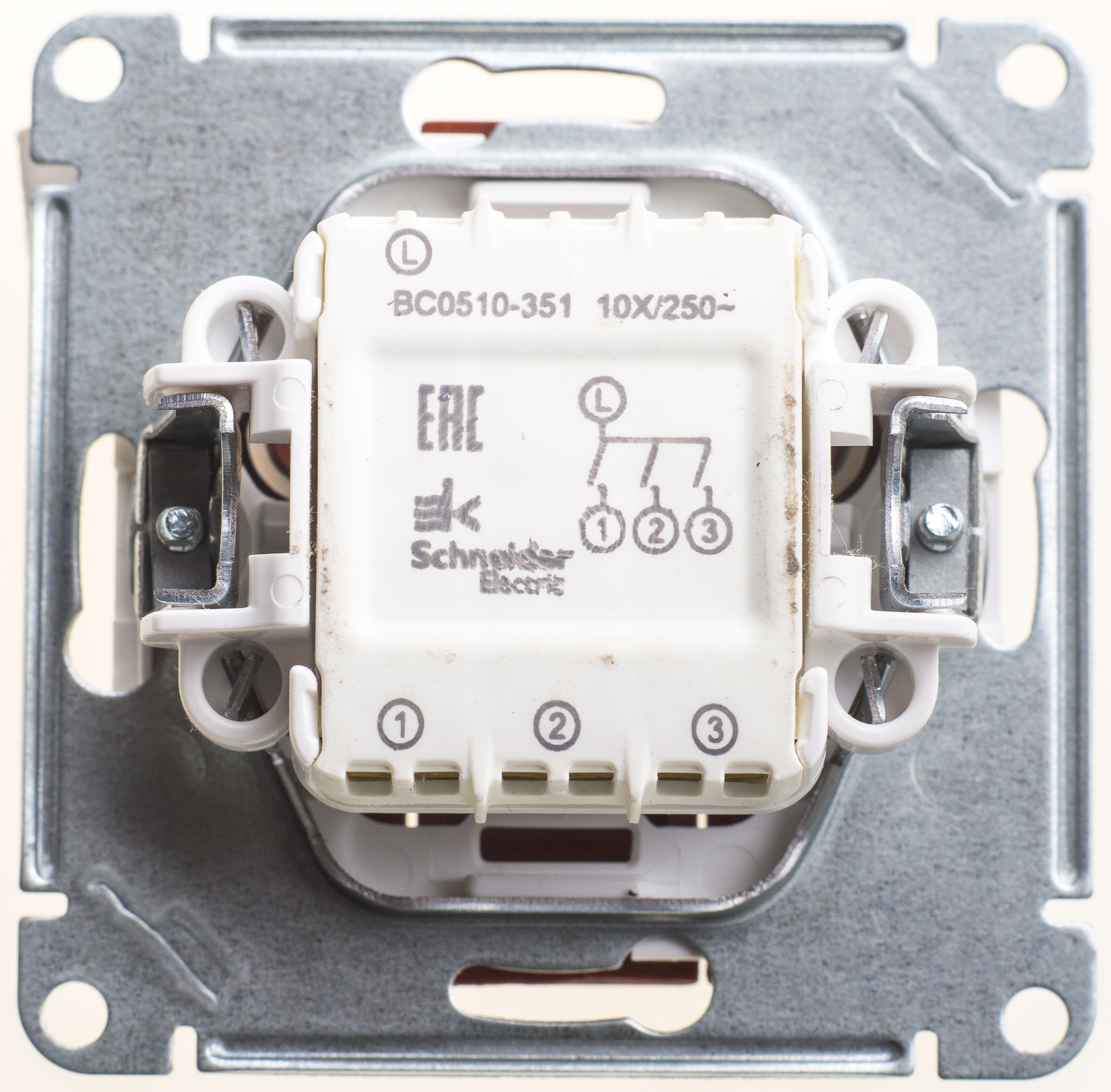 https://tedi24.pro/itcmedia/images/20190426/VS0510351986_SCHNEIDERELECTRIC_2.jpeg Image Description for https://tedi24.pro/itcmedia/images/20190426/VS0510351986_SCHNEIDERELECTRIC_2.jpeg