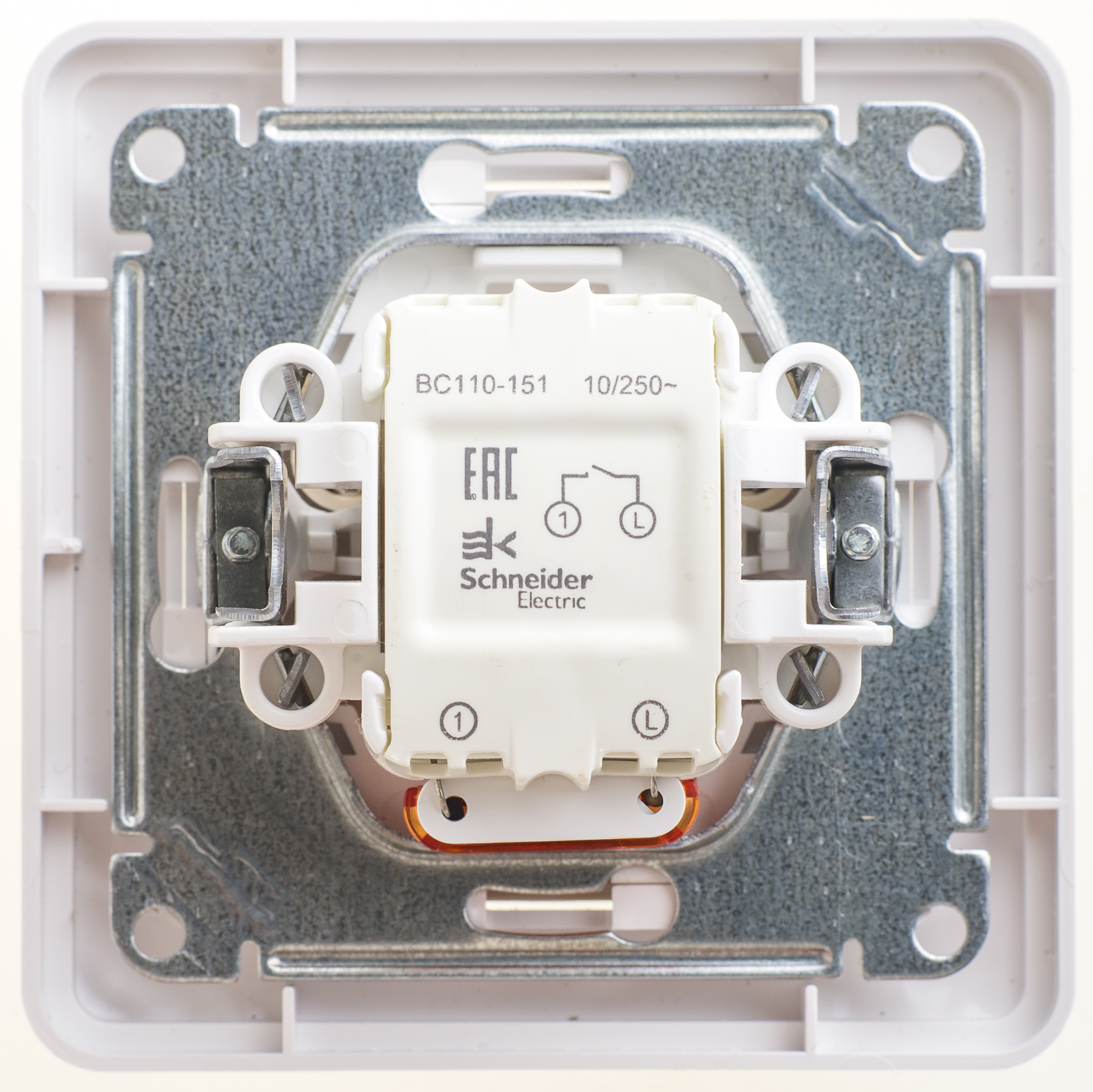 https://tedi24.pro/itcmedia/images/20190426/VS11015118_SCHNEIDERELECTRIC_1.jpeg Image Description for https://tedi24.pro/itcmedia/images/20190426/VS11015118_SCHNEIDERELECTRIC_1.jpeg