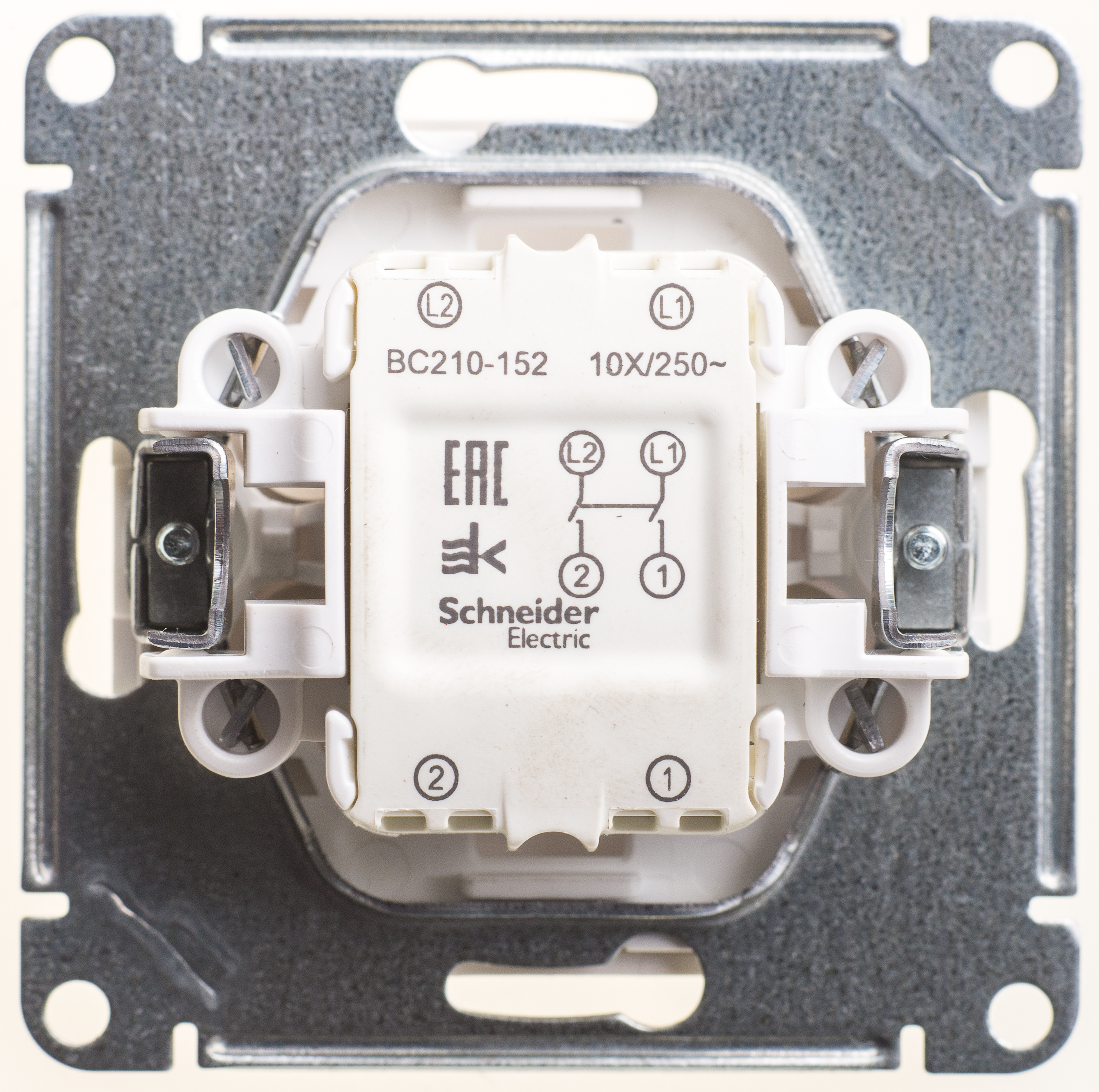 https://tedi24.pro/itcmedia/images/20190426/VS210152186_SCHNEIDERELECTRIC_1.jpeg Image Description for https://tedi24.pro/itcmedia/images/20190426/VS210152186_SCHNEIDERELECTRIC_1.jpeg