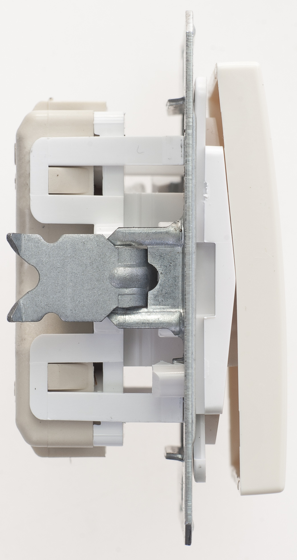 https://tedi24.pro/itcmedia/images/20190426/VS216152286_SCHNEIDERELECTRIC_2.jpeg Image Description for https://tedi24.pro/itcmedia/images/20190426/VS216152286_SCHNEIDERELECTRIC_2.jpeg