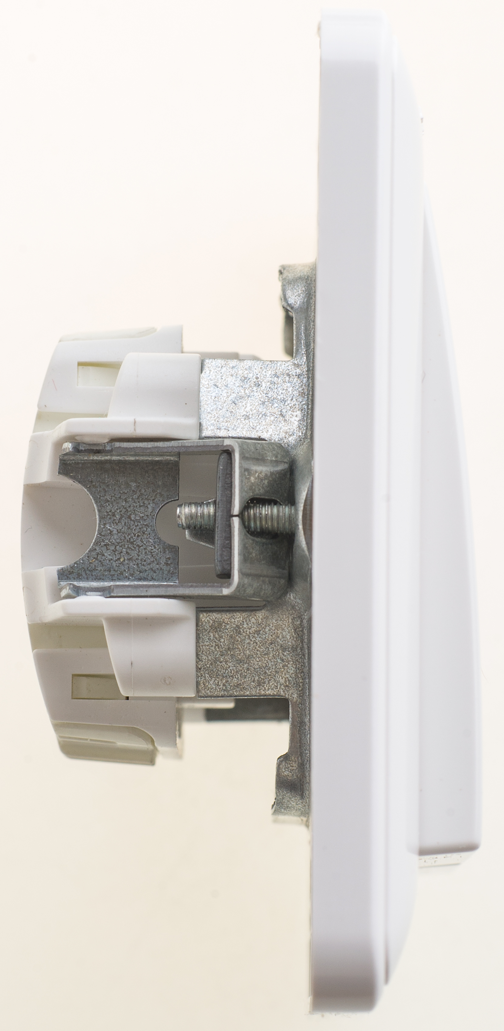 https://tedi24.pro/itcmedia/images/20190426/VS41025318_SCHNEIDERELECTRIC_3.jpeg Image Description for https://tedi24.pro/itcmedia/images/20190426/VS41025318_SCHNEIDERELECTRIC_3.jpeg