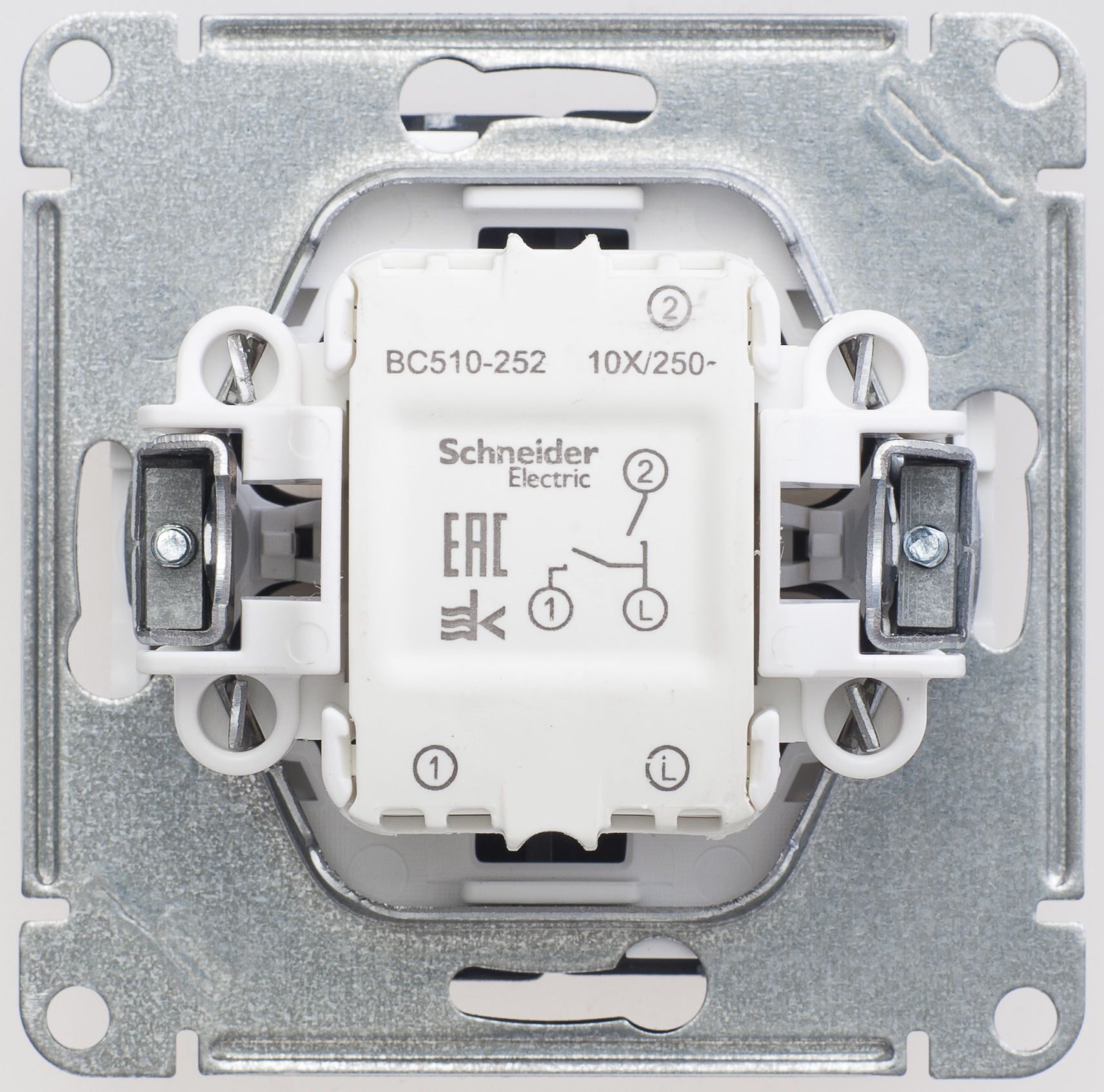 Image Description for https://tedi24.pro/itcmedia/images/20190426/VS510252686_SCHNEIDERELECTRIC_2.jpeg