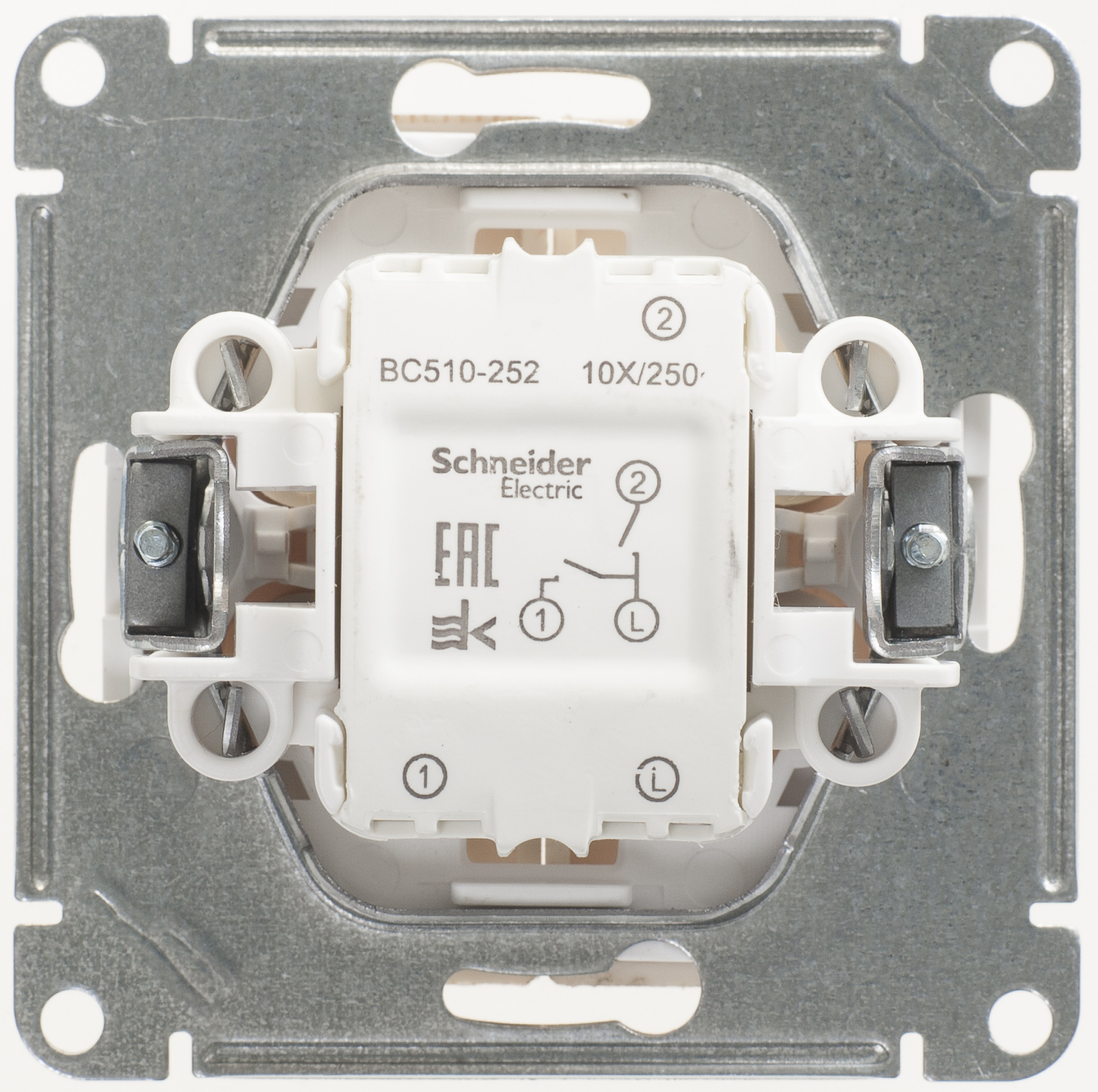 Image Description for https://tedi24.pro/itcmedia/images/20190426/VS510252786_SCHNEIDERELECTRIC_2.jpeg