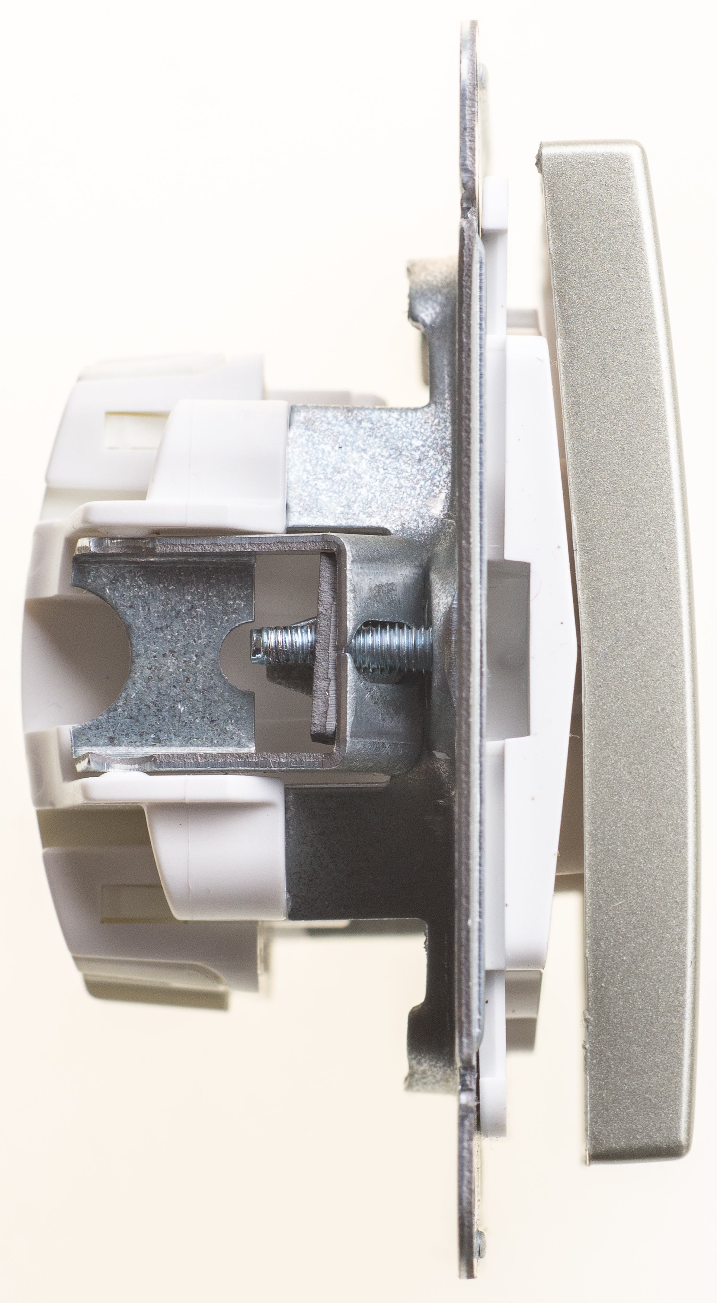 https://tedi24.pro/itcmedia/images/20190426/VS610156586_SCHNEIDERELECTRIC_3.jpeg Image Description for https://tedi24.pro/itcmedia/images/20190426/VS610156586_SCHNEIDERELECTRIC_3.jpeg