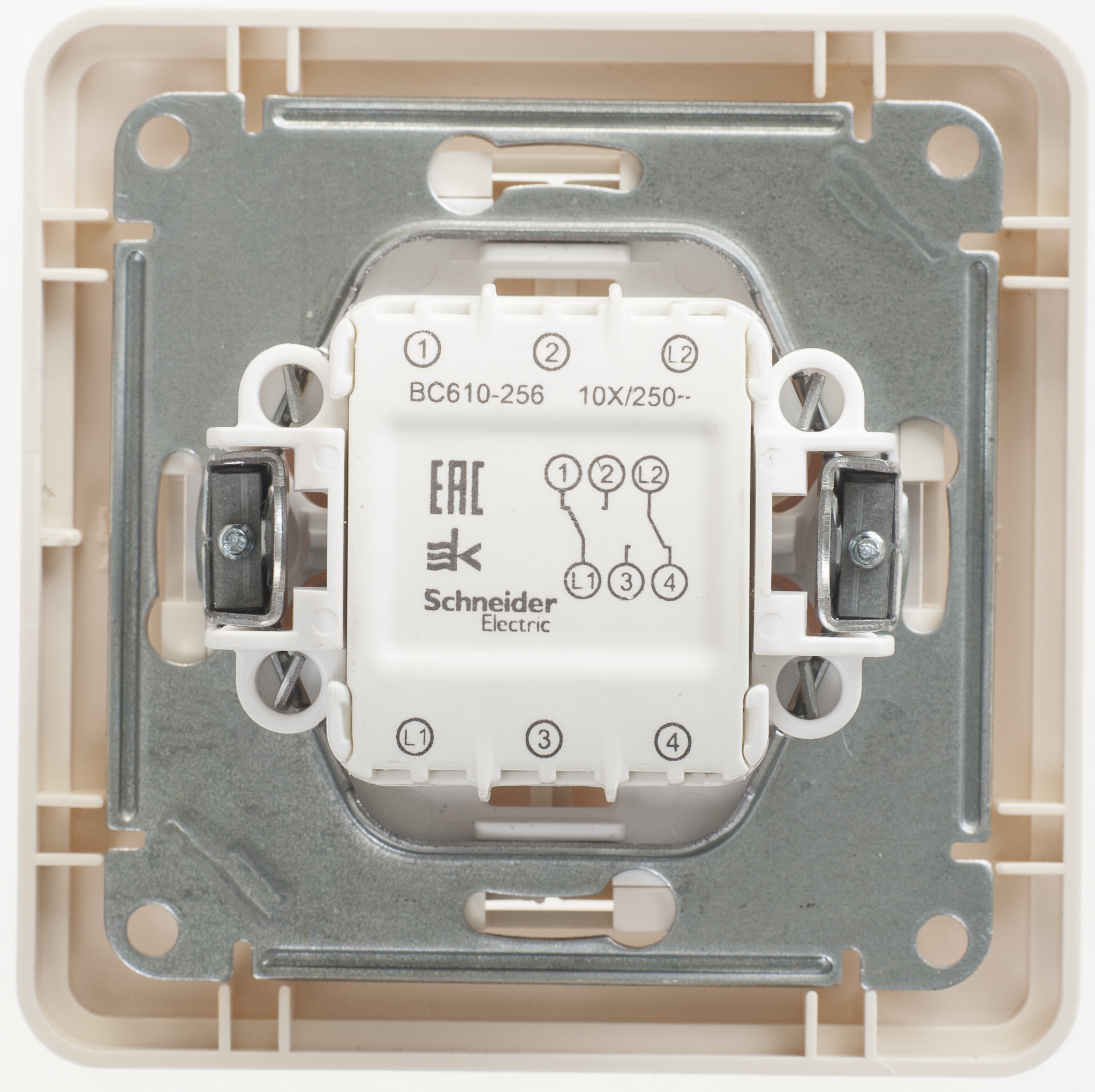 https://tedi24.pro/itcmedia/images/20190426/VS61025628_SCHNEIDERELECTRIC_1.jpeg Image Description for https://tedi24.pro/itcmedia/images/20190426/VS61025628_SCHNEIDERELECTRIC_1.jpeg