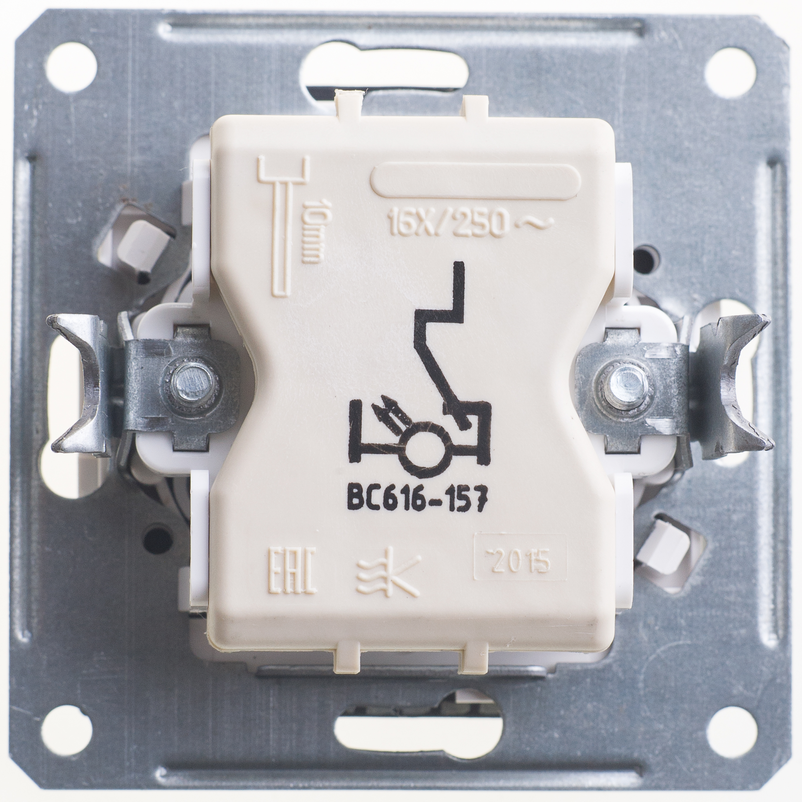 Image Description for https://tedi24.pro/itcmedia/images/20190426/VS616157686_SCHNEIDERELECTRIC_2.jpeg