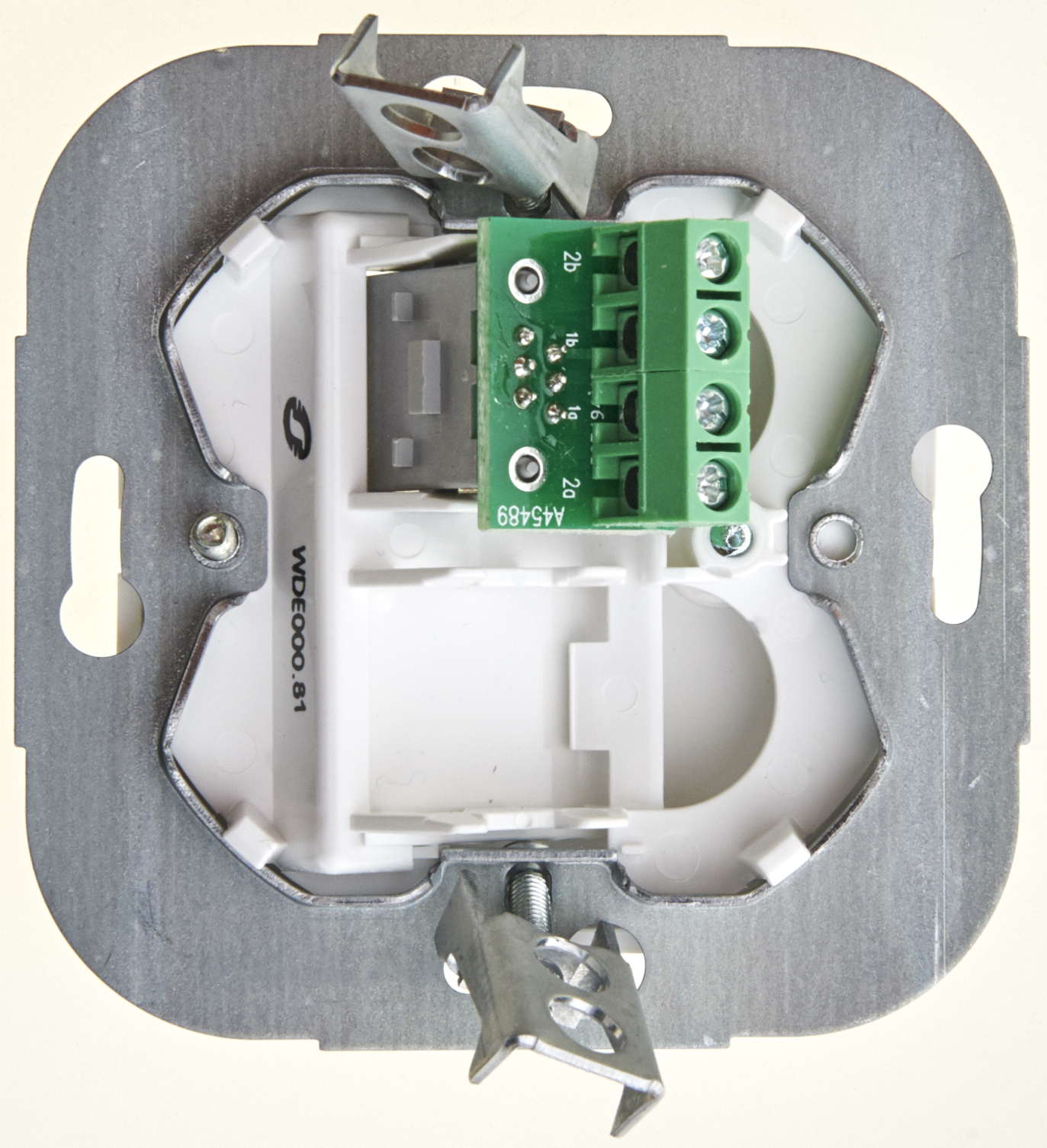 https://tedi24.pro/itcmedia/images/20190426/WDE000181_SCHNEIDERELECTRIC_2.jpeg Image Description for https://tedi24.pro/itcmedia/images/20190426/WDE000181_SCHNEIDERELECTRIC_2.jpeg