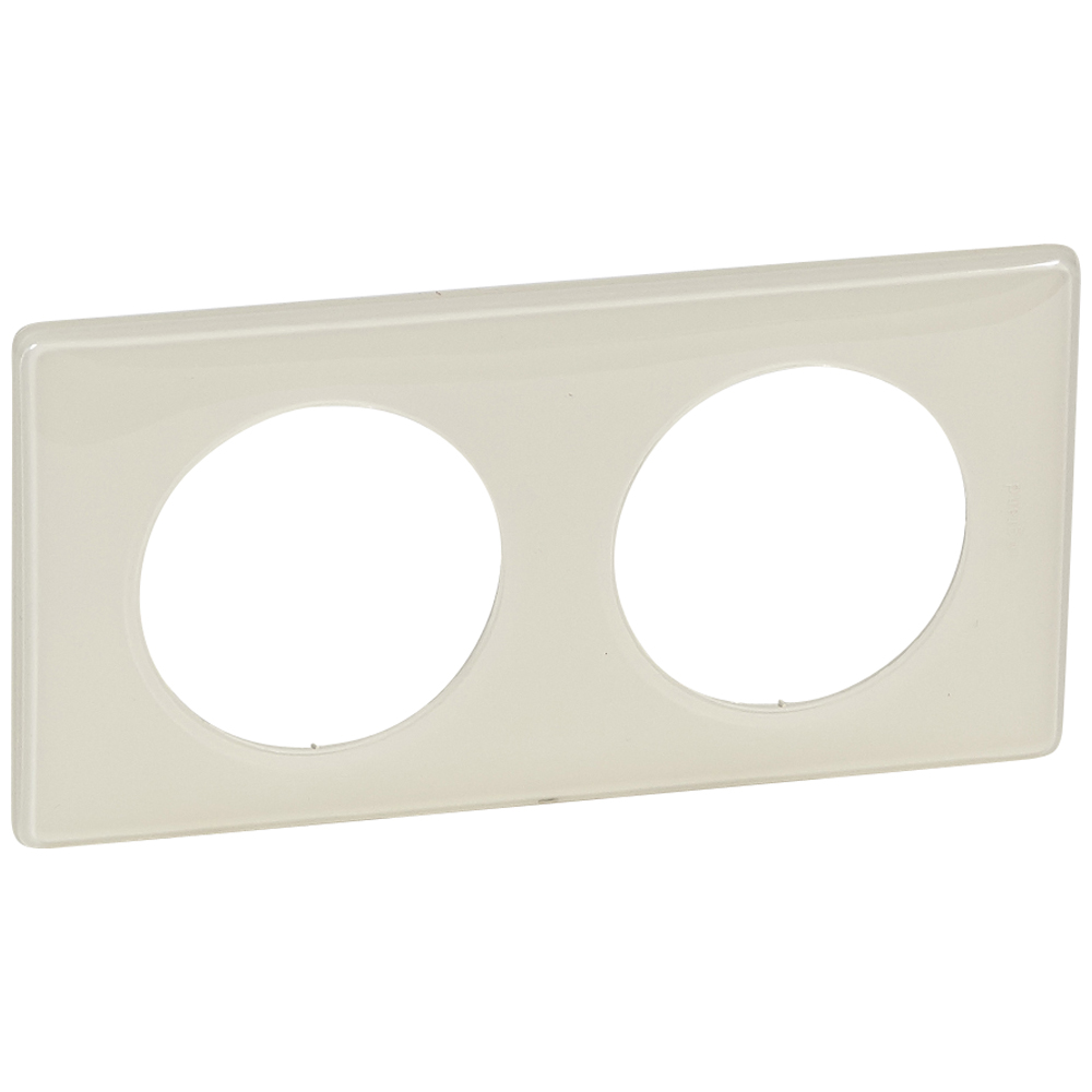 Image Description for https://tedi24.pro/itcmedia/images/20190702/066622_LEGRAND_1.jpg