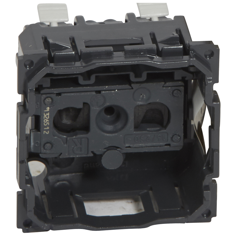 Image Description for https://tedi24.pro/itcmedia/images/20190702/067110_LEGRAND_1.jpg