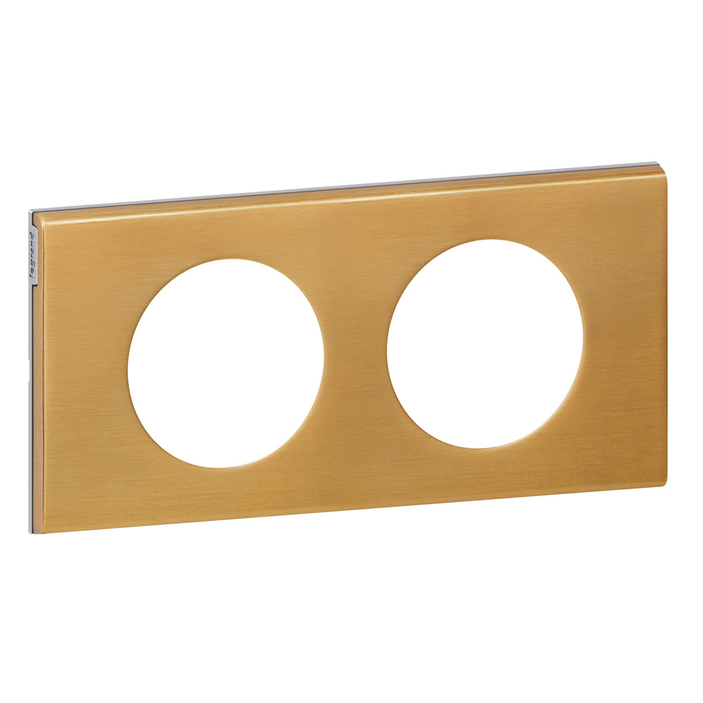 Image Description for https://tedi24.pro/itcmedia/images/20190702/069132_LEGRAND_1.jpg