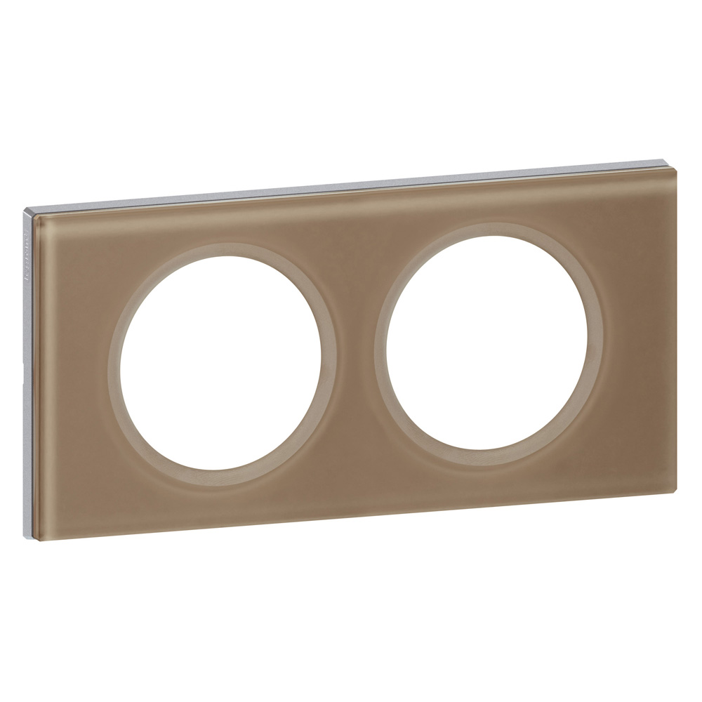Image Description for https://tedi24.pro/itcmedia/images/20190702/069462_LEGRAND_1.jpg