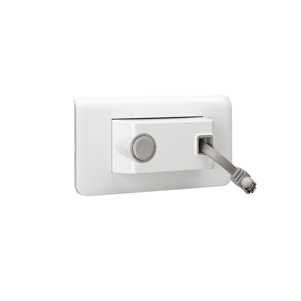 Image Description for https://tedi24.pro/itcmedia/images/20190702/076532_LEGRAND_1.jpg