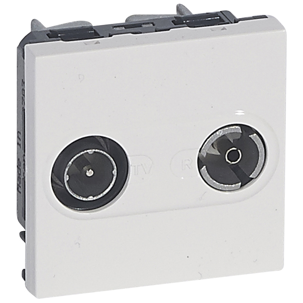 Image Description for https://tedi24.pro/itcmedia/images/20190702/078783_LEGRAND_1.jpg