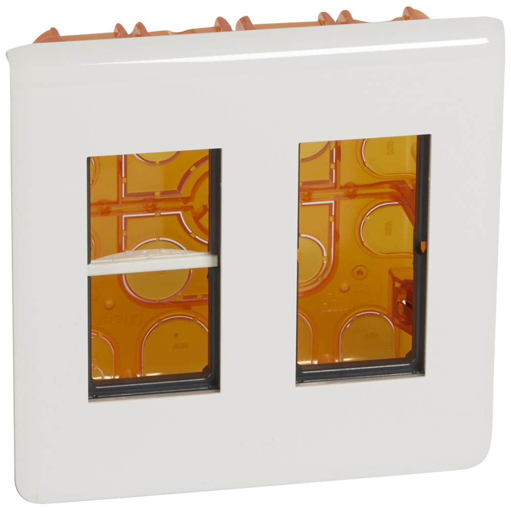 Image Description for https://tedi24.pro/itcmedia/images/20190702/078872_LEGRAND_1.jpg
