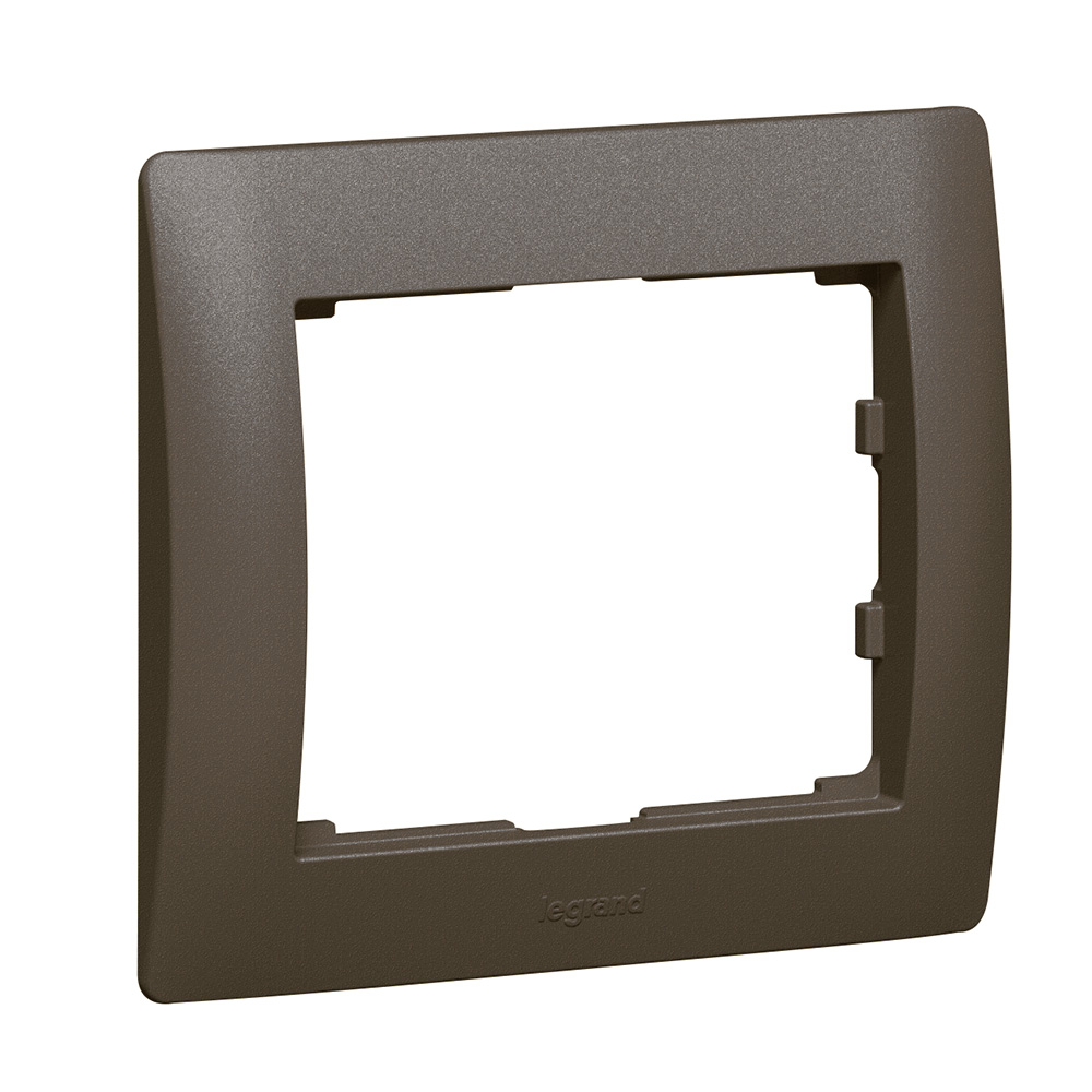 Image Description for https://tedi24.pro/itcmedia/images/20190702/696831_LEGRAND_1.jpg