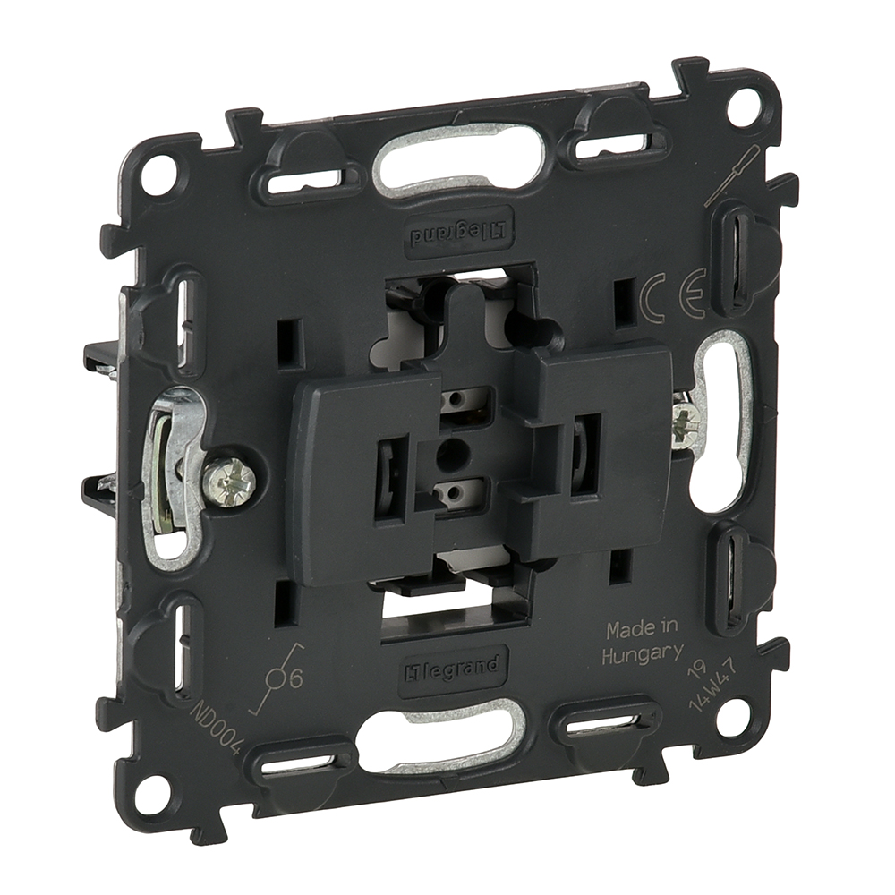 Image Description for https://tedi24.pro/itcmedia/images/20190702/752016_LEGRAND_1.jpg