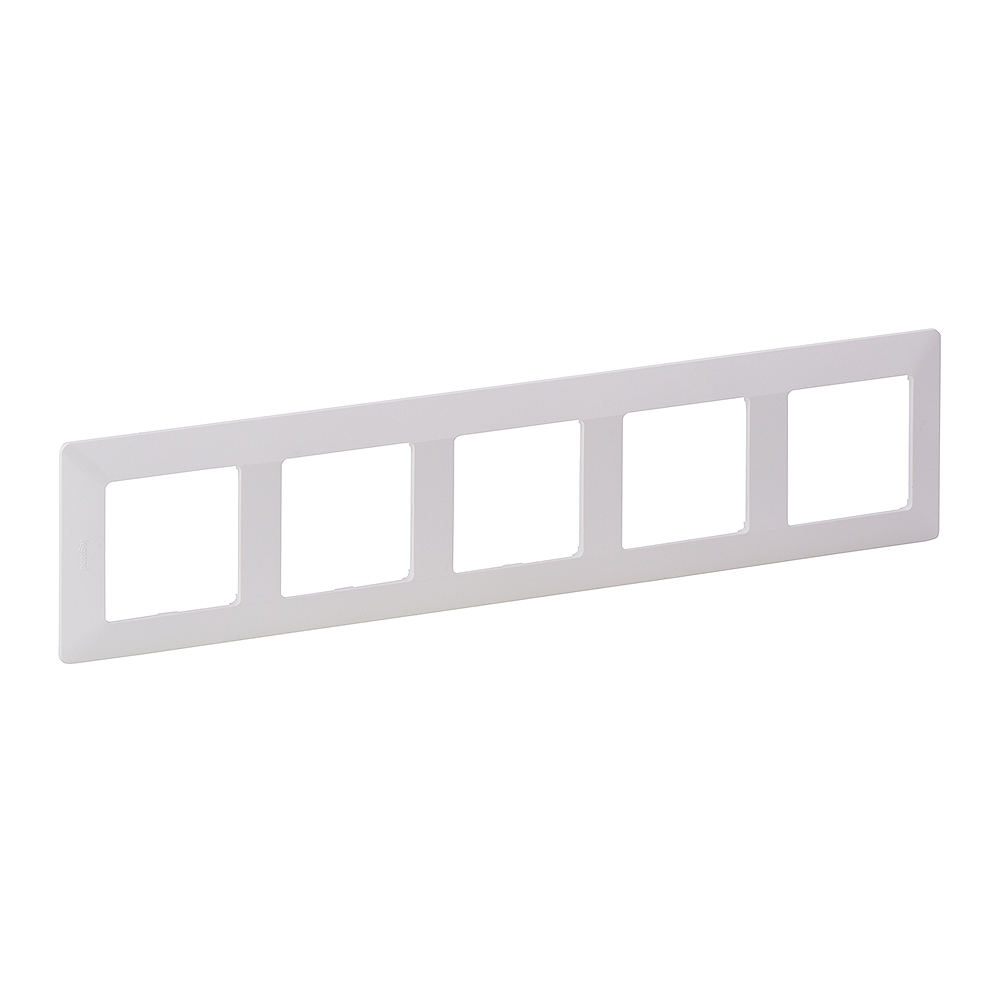 Image Description for https://tedi24.pro/itcmedia/images/20190702/754005_LEGRAND_1.jpg