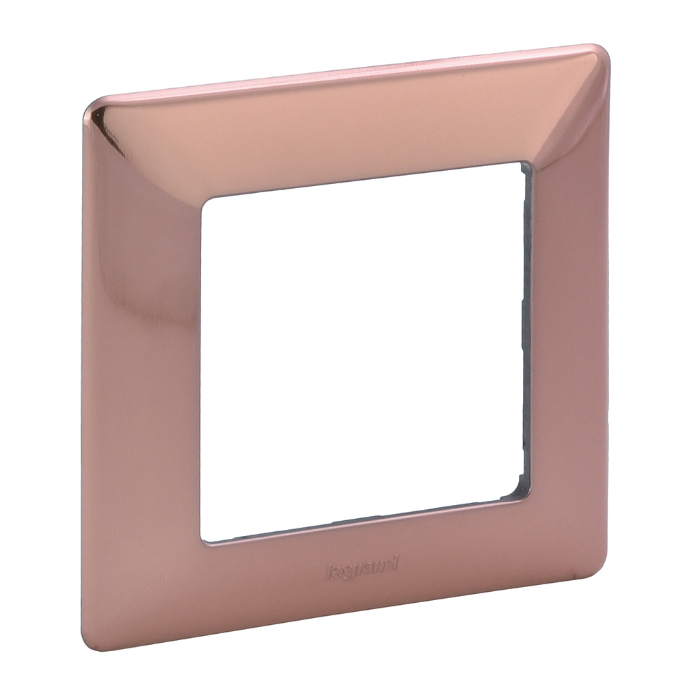 Image Description for https://tedi24.pro/itcmedia/images/20190702/754161_LEGRAND_1.jpg