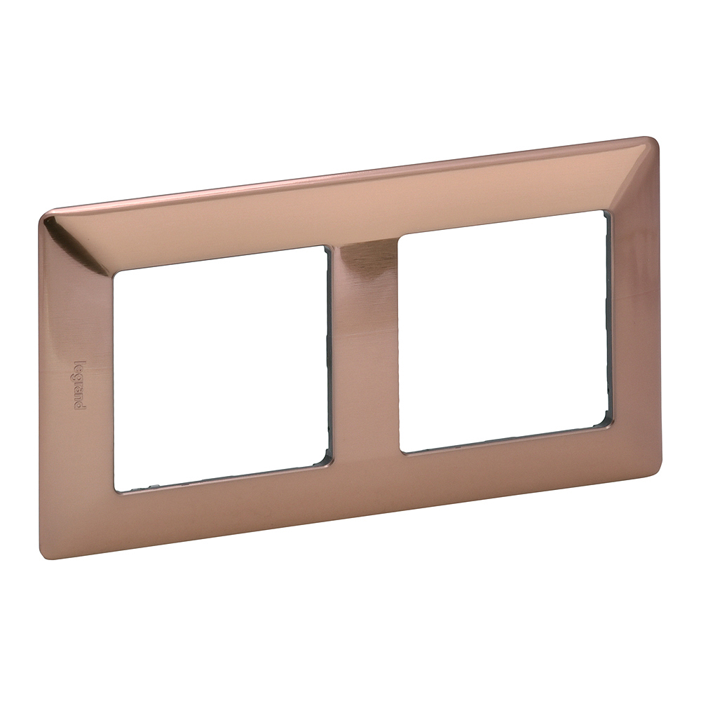 Image Description for https://tedi24.pro/itcmedia/images/20190702/754162_LEGRAND_1.jpg