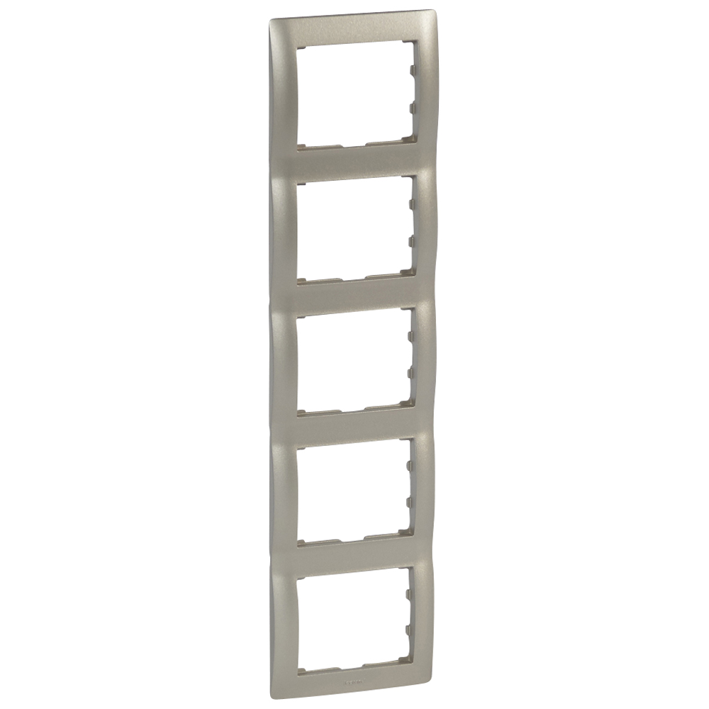 Image Description for https://tedi24.pro/itcmedia/images/20190702/771409_LEGRAND_1.jpg
