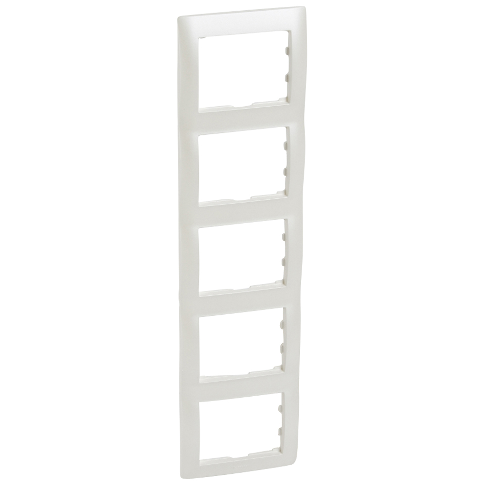 https://tedi24.pro/itcmedia/images/20190702/771509_LEGRAND_1.jpg Image Description for https://tedi24.pro/itcmedia/images/20190702/771509_LEGRAND_1.jpg